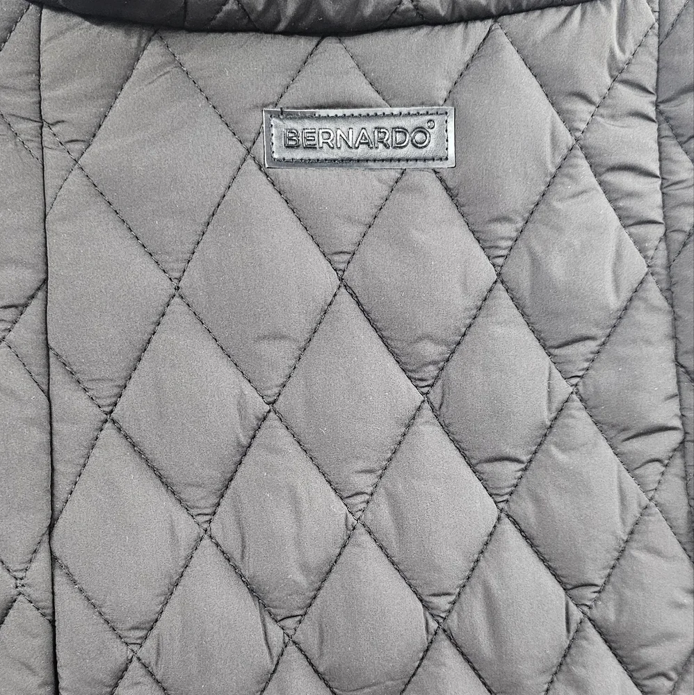 Bernardo Black Puffer Jacket with Quilted Design - Picture 12 of 16